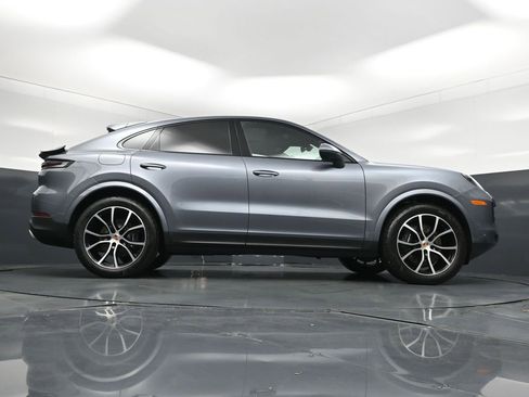 New 2026 Porsche Cayenne Coupe AWD/4WD image 25