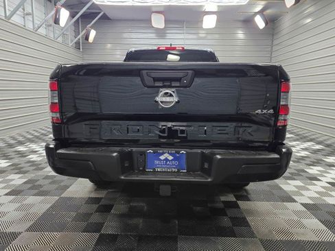 Used 2023 Nissan Frontier S AWD/4WD image 6