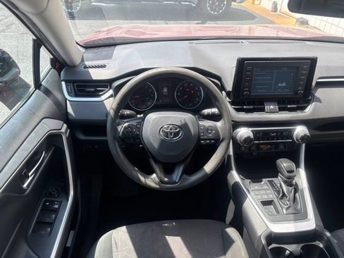 Used 2019 Toyota RAV4 XLE w/ Convenience Package AWD/4WD image 2