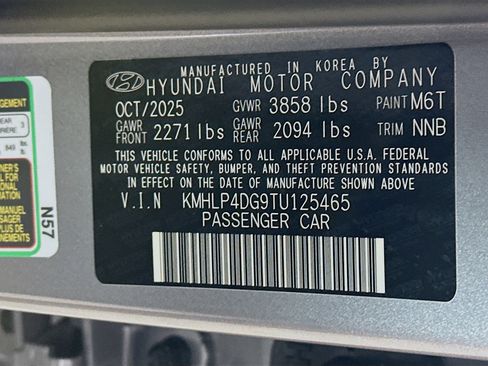 New 2026 Hyundai Elantra Limited image 32