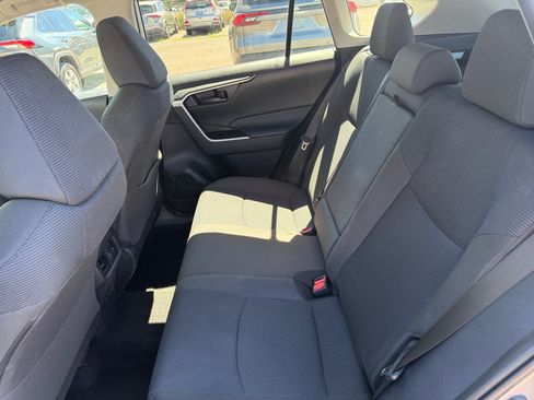 Used 2025 Toyota RAV4 LE AWD/4WD image 17