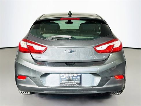 Used 2018 Chevrolet Cruze LT image 6