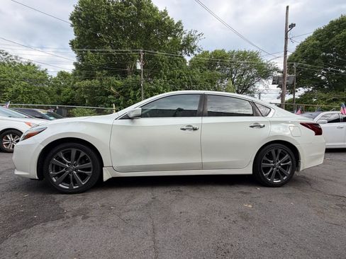 Used 2018 Nissan Altima 2.5 SR w/ SR Special Edition FWD image 7