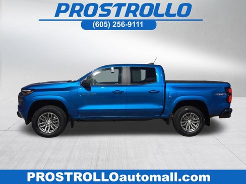 Used 2023 Chevrolet Colorado LT w/ LT Convenience Package III image 1