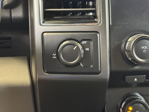 Used 2018 Ford F150 XLT RWD image 34