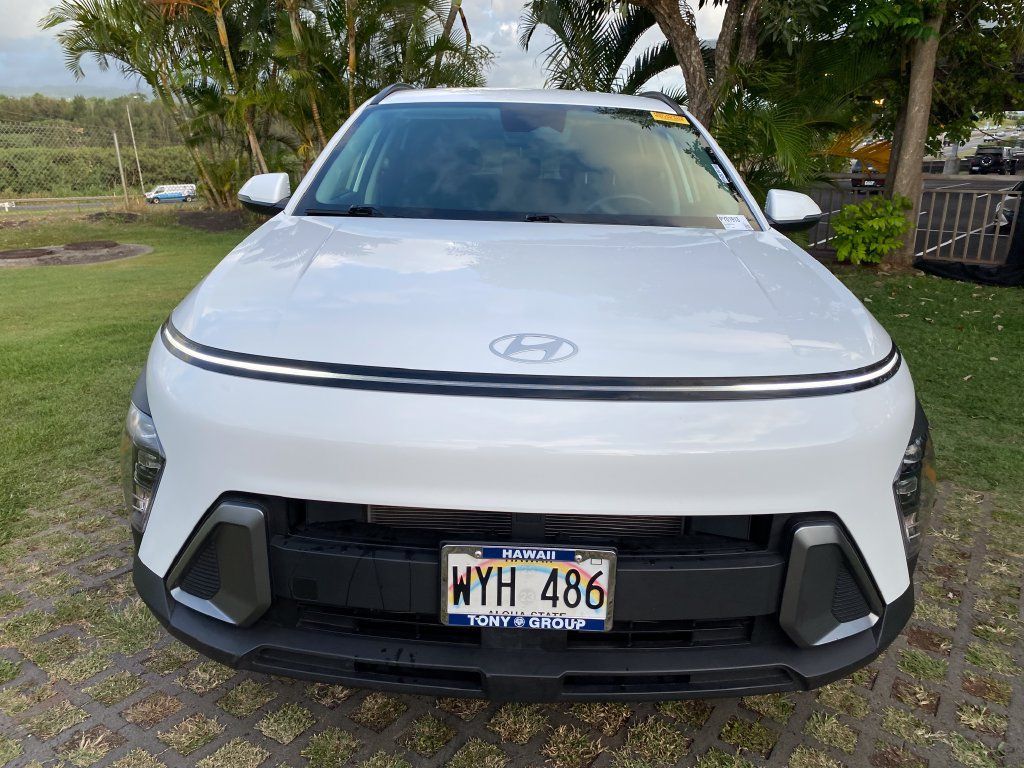 Used 2024 Hyundai Kona SEL FWD image 2