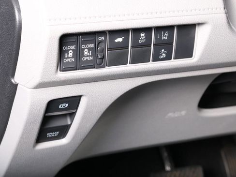 Used 2019 Honda Odyssey EX-L image 31