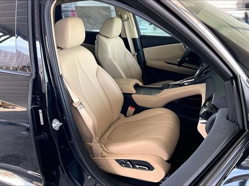 Used 2024 Acura RDX SH-AWD image 10