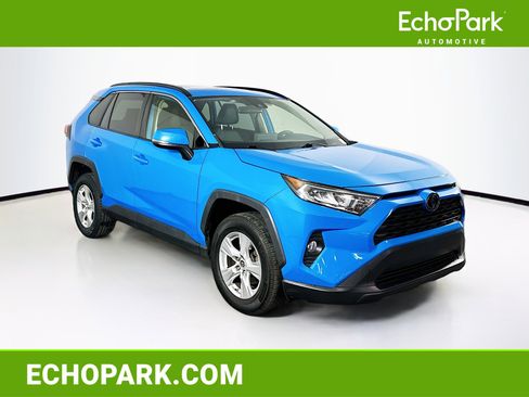 Used 2019 Toyota RAV4 XLE w/ Convenience Package image 1