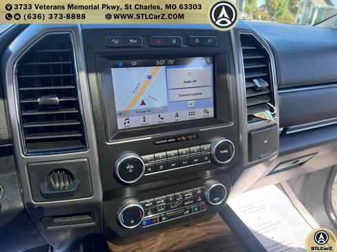 Used 2019 Ford Expedition Max Platinum AWD/4WD image 18
