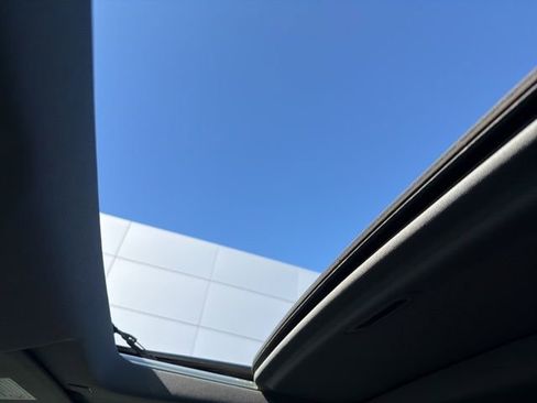 Used 2022 GMC Sierra 2500 Denali image 9