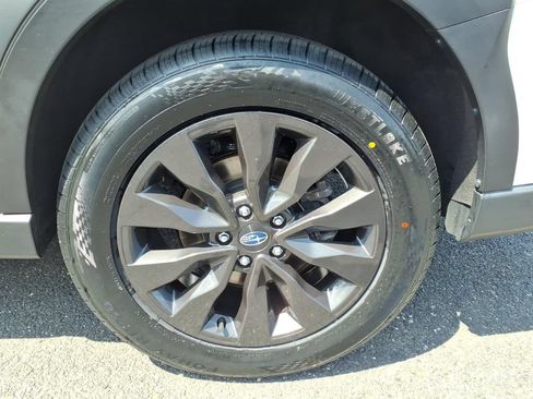 Certified 2024 Subaru Outback Onyx Edition AWD/4WD image 17