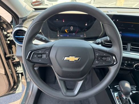 Certified 2026 Chevrolet Trax LT FWD image 16