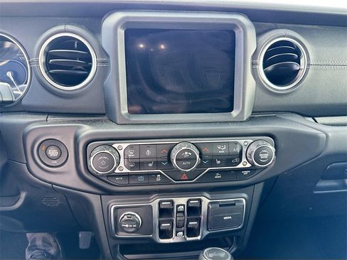 Used 2023 Jeep Wrangler Unlimited Sahara w/ Cold Weather Group image 14