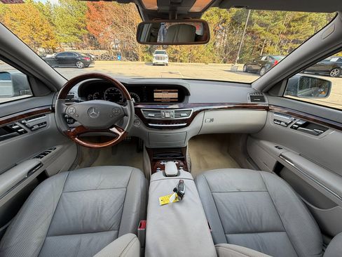 Used 2012 Mercedes-Benz S 550 image 7