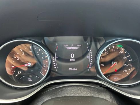 Used 2019 Jeep Compass Latitude w/ Cold Weather Group AWD/4WD image 34