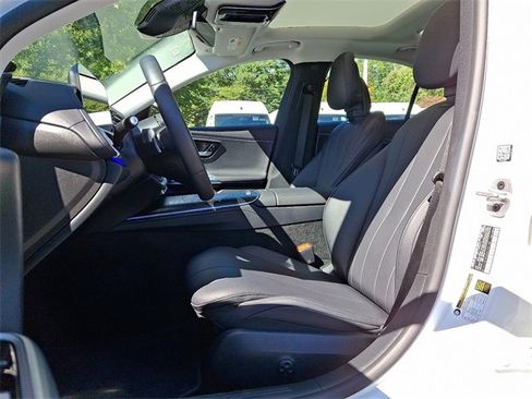 Used 2024 Mercedes-Benz E 350 4MATIC Sedan image 13