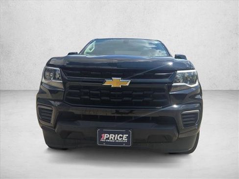 Used 2021 Chevrolet Colorado LT RWD image 2