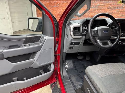 Certified 2022 Ford F150 XLT w/ Equipment Group 301A Mid image 9