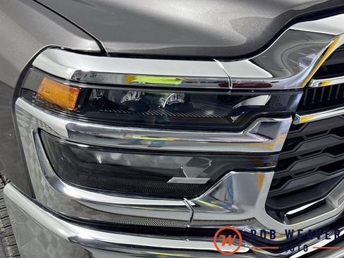 New 2026 RAM 2500 Tradesman AWD/4WD image 36
