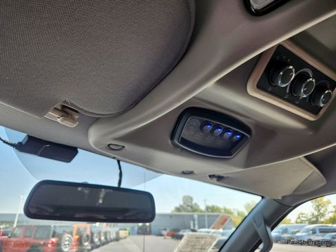 Used 2023 Chevrolet Express 2500 Extended image 43