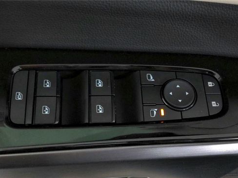 Certified 2023 Nissan Pathfinder SL w/ SL Premium Package image 21