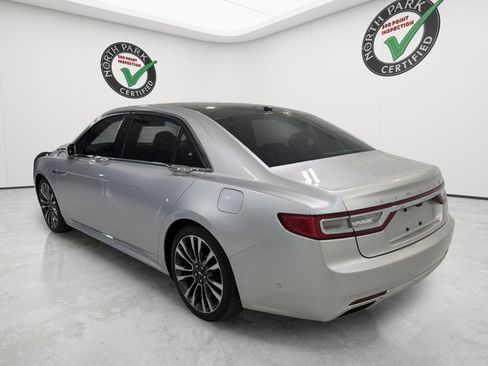 Used 2017 Lincoln Continental Reserve w/ Technology Package FWD image 3