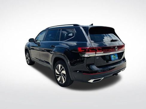 Used 2024 Volkswagen Atlas SE AWD/4WD image 6