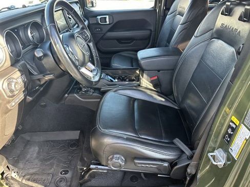 Used 2022 Jeep Wrangler Unlimited Sahara w/ Cold Weather Group image 10