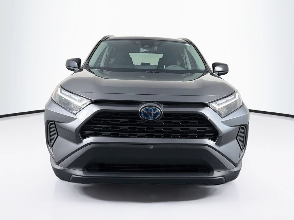 Used 2024 Toyota RAV4 LE AWD/4WD image 2