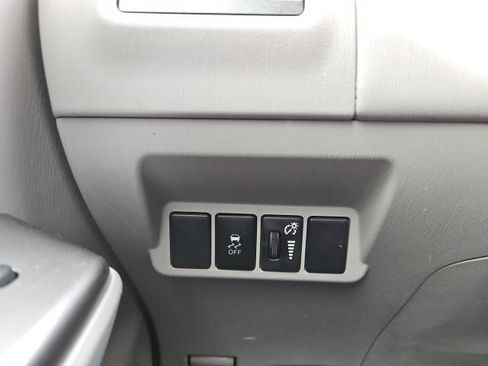 Used 2015 Toyota Prius V Five image 28