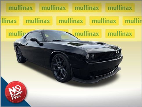 Used 2021 Dodge Challenger GT w/ Blacktop Package RWD image 1