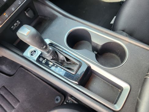 Used 2022 Nissan Altima 2.5 SV FWD image 15
