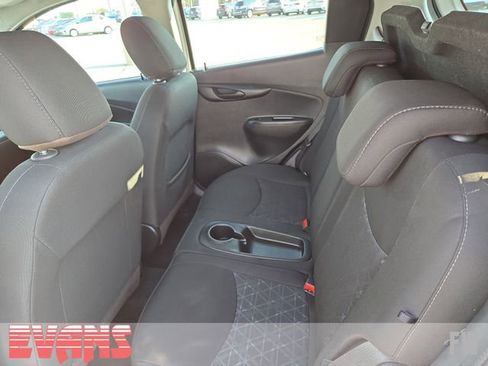 Used 2021 Chevrolet Spark LT image 21