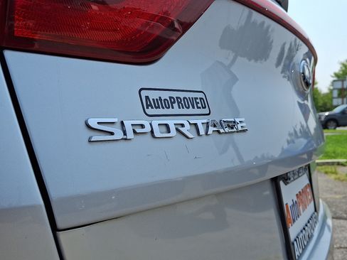 Used 2019 Kia Sportage LX AWD/4WD image 27