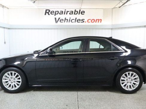 Used 2011 Cadillac CTS Luxury AWD/4WD image 1
