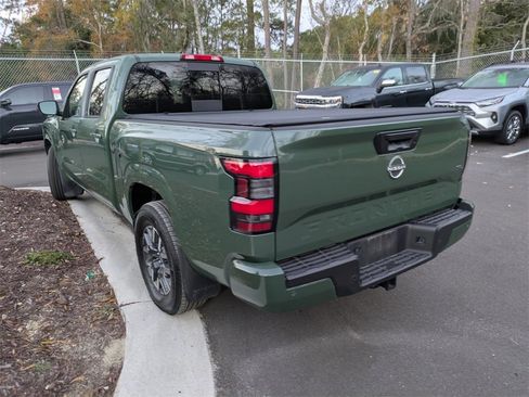 Used 2025 Nissan Frontier SL image 4