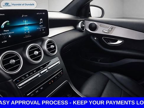 Used 2022 Mercedes-Benz GLC 300 w/ Premium Package Lite image 11