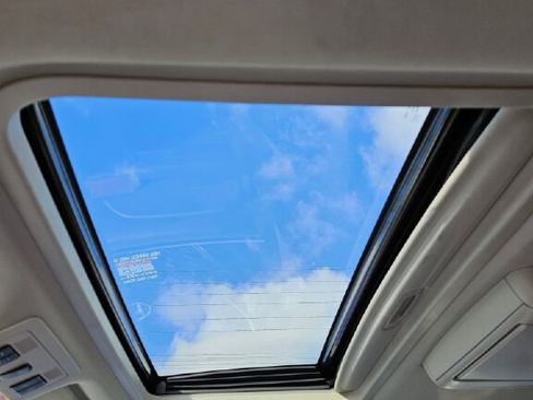 Used 2008 GMC Yukon XL SLT image 18