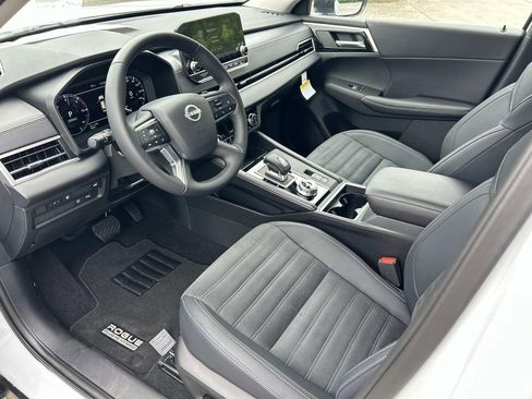 New 2026 Nissan Rogue SL AWD/4WD image 15