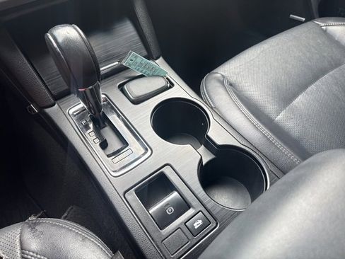 Used 2018 Subaru Legacy 2.5i Limited image 30