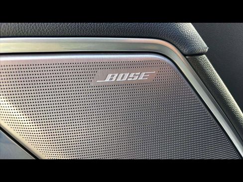 Used 2022 Chevrolet Silverado 1500 High Country w/ High Country Premium Package image 21