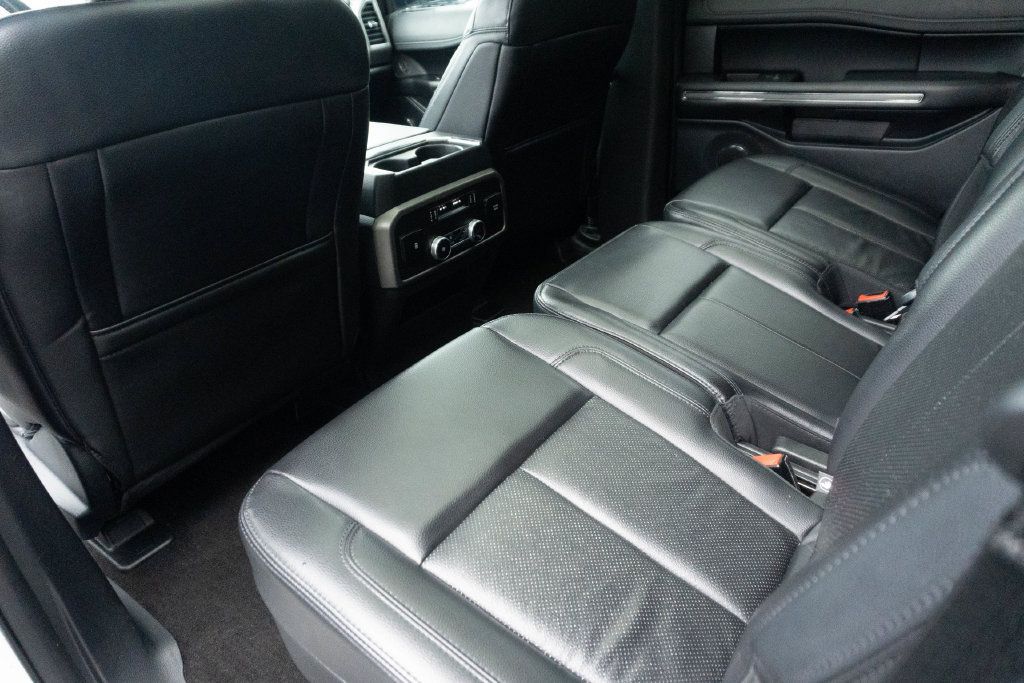 Used 2020 Ford Expedition XLT w/ Equipment Group 202A RWD image 20