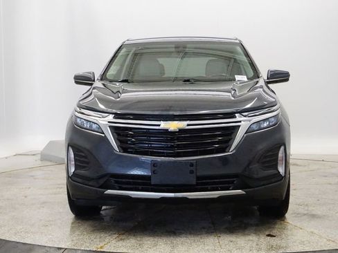 Used 2022 Chevrolet Equinox LT w/ Driver Convenience Package image 11