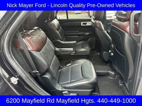 Used 2020 Ford Explorer Platinum w/ Premium Technology Package image 15