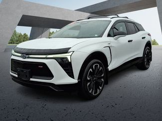 Used 2024 Chevrolet Blazer EV RS video 3