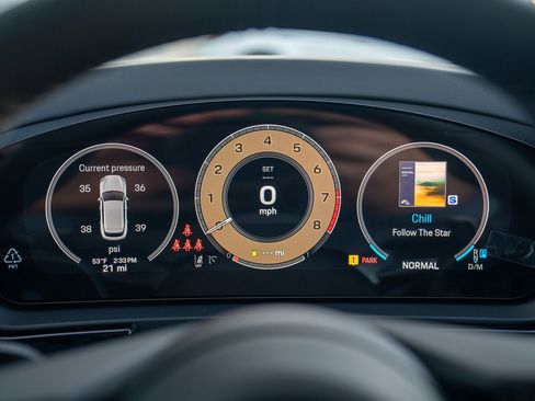 New 2026 Porsche Cayenne GTS AWD/4WD image 15
