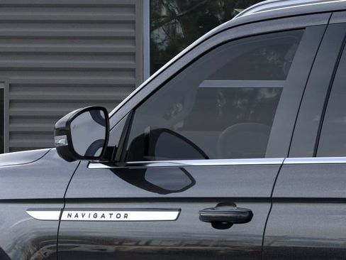 New 2025 Lincoln Navigator Reserve AWD/4WD image 20