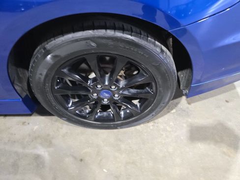 Used 2017 Ford Fusion SE image 22