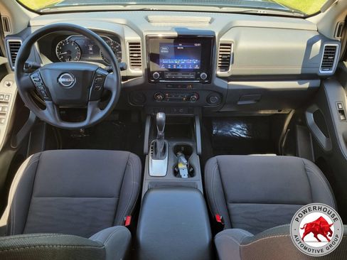 Used 2023 Nissan Frontier SV RWD image 17